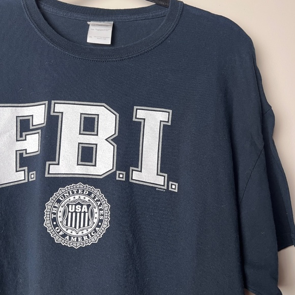 Gildan FBI Logo Adult Blue Short Sleeve T-Shirt XL - Picture 1 of 6